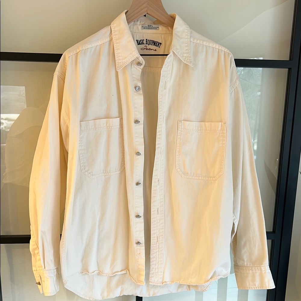Lightweight Cream Shirt Jacket with Relaxed Fit and Textured Fabric